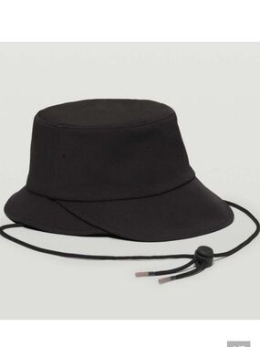 lululemon athletica Black Bucket Hat with Chin Cord